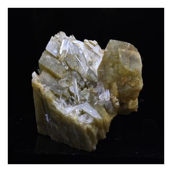 Siderite, Quartz. 259.0 ct.