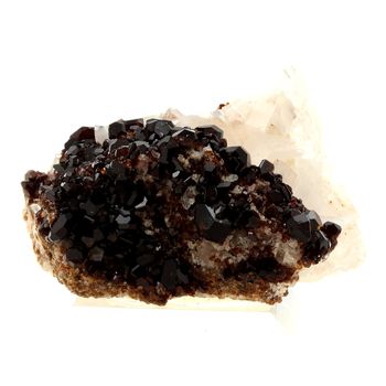 Uvite, Magnesite. 685.5 ct.
