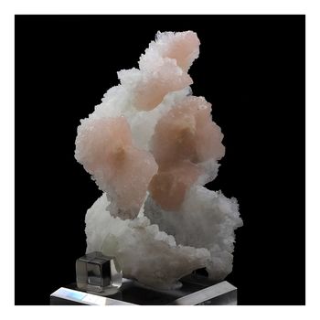 Stilbite + Calcédoine. 934.0 ct.