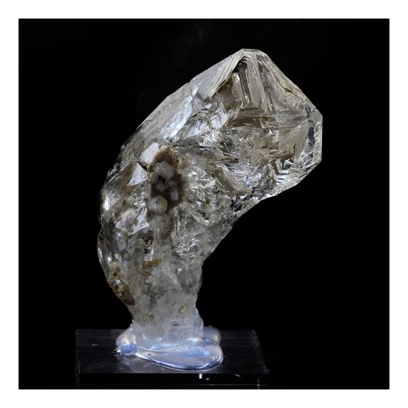 Window Quartz. 448.0 ct. Allos, Alpes-de-Haute-Provence, France.