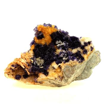 Fluorite + Baryte + Quartz. 2664.0 ct.