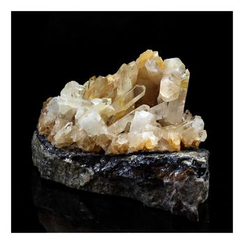 Quartz Hyalin + Hematite.