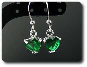Boucles d'oreille Emeraude de synthèse