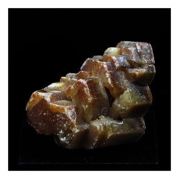 Vanadinite. 140.0 ct.