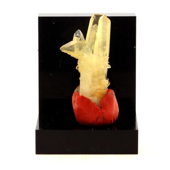 Quartz Macle. 62.5 ct.