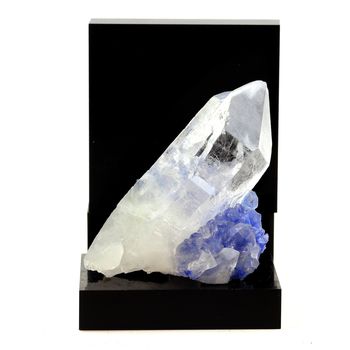 Quartz + Dumortierite. 309.5 ct.