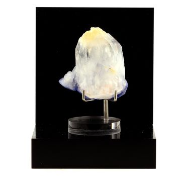 Quartz + Dumortierite.