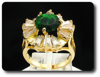 10mm Green Emerald Round Cut Gold Ring