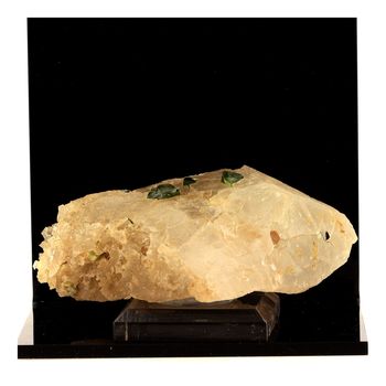 Pollucite + Tourmaline Elbaite. 996.5 ct.