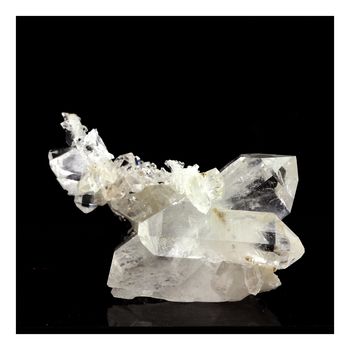 Quartz. 266.0 ct.