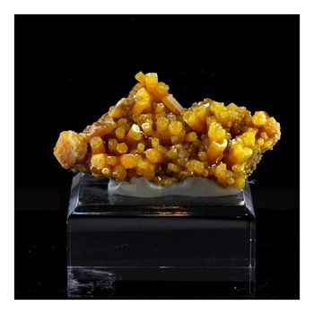 Pyromorphite. 342.0 ct.