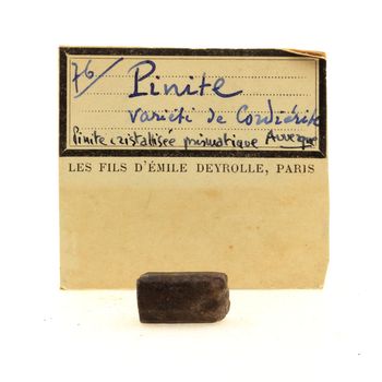 Pinite. 11.0 ct.