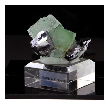 Fluorite + Galena. 640.0 ct.