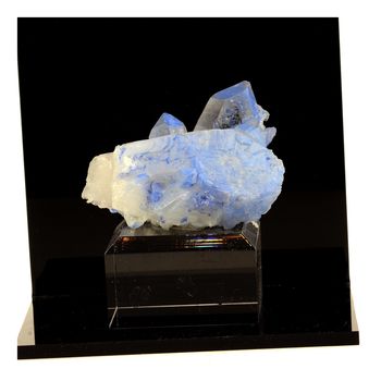 Quartz + Dumortierite. 545.5 ct.