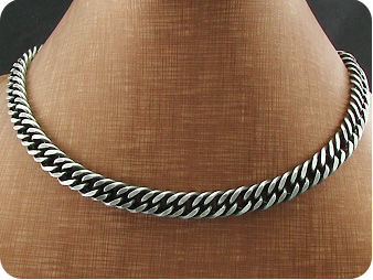 Black Steel Interlocking Men Necklace