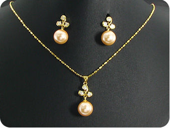 12mm Creamy Huge Pearl Topaz Gold Pendant Earrings Set