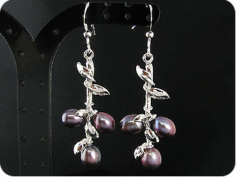 6x8mm Black Pearl Earrings