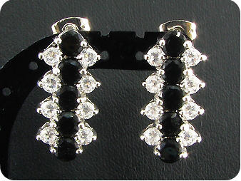 10 x 5mm Black Sapphires Round Cut Earrings