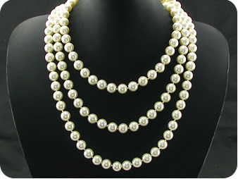 140x9 mm White Pearl Necklace