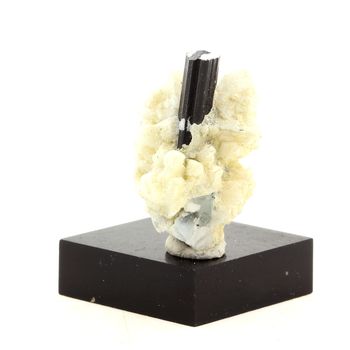 Schorl Tourmaline. 50.5 ct