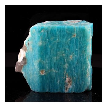 Amazonite. 475.0 ct.