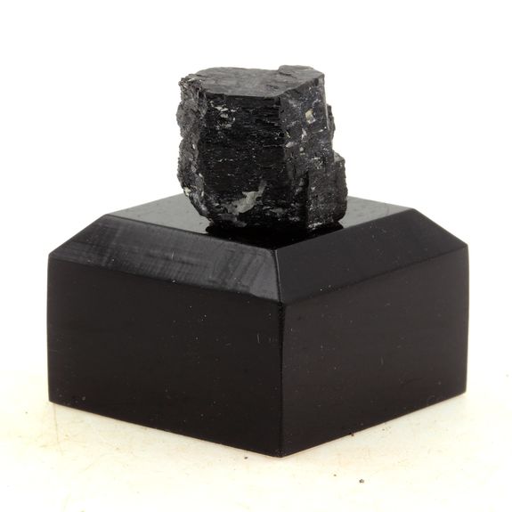 Hibonite. 40.0 ct.