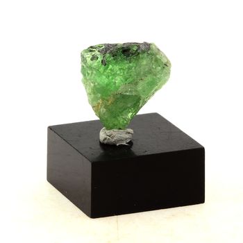 Tsavorite Garnet. 11.9 ct.