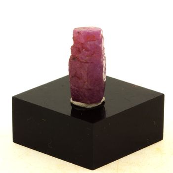 Ruby. 8.6 ct.