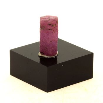 Ruby. 7.2 ct.