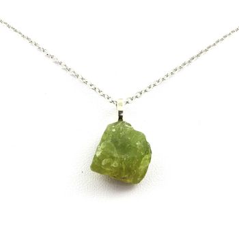 Collier Peridot brut. 29.75 ct.
