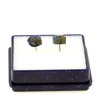 Boucles d'oreille Saphir brut. 7.36 ct.