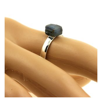 Bague Kyanite brut plaqué argent. 8.65 ct.