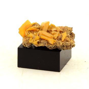 Wulfenite. 27.80 ct.