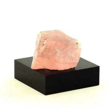 Fluorite Rose. 68.0 ct.