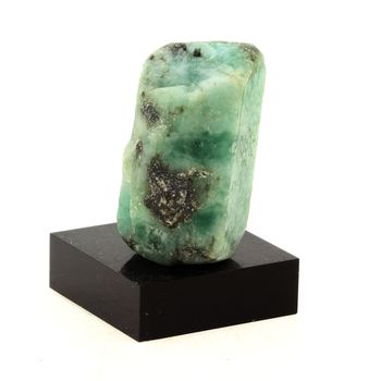 Emeraude. 135.35 ct.