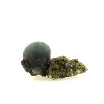 Prehnite + Epidote. 627.5 ct.