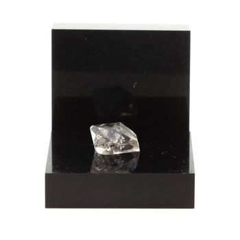 Quartz Petrole. 8.67 ct.