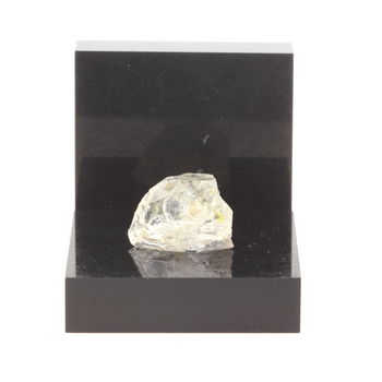 Petroleum Quartz. 18.16 ct.