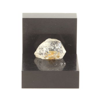 Petroleum Quartz. 11.65 ct.