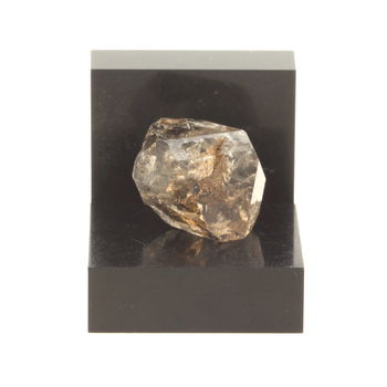 Quartz Petrole. 29.37 ct.