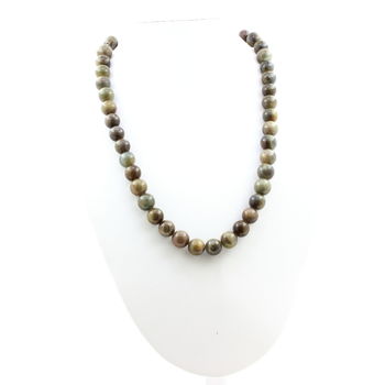 Sapphire from Mogok, Burma, Myanmar Quality 2A. 8mm beaded necklace