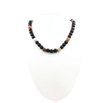 Collier perles bois pétrifié + Onyx noir mat 8 mm