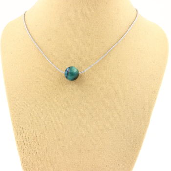 Collier 1 perle Oeil de Tigre bleu clair 8 mm. Chaine en acier inoxydable.