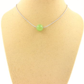 Collier 1 perle Péridot 8 mm. Chaine en acier inoxydable.