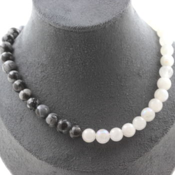 Collier perles Pierre de Lune + Obsidienne flocon de neige 8 mm. Chaine en acier inoxydable.