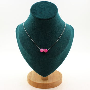 Collier 2 perles Agate craquelé Fuchsia 8 mm. Chaine en acier inoxydable