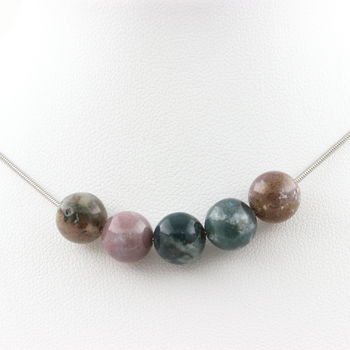 Collier 5 perles Agate Indienne 8 mm. Chaine en acier inoxydable