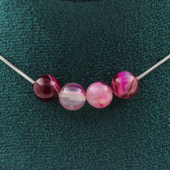 Collier 4 perles Agate rubanée rose 8 mm. Chaine en acier inoxydable