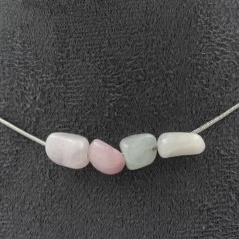 Collier 4 perles Béryl Morganite du Brésil. Chaine en acier inoxydable