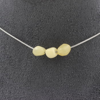 Collier 3 perles Calcite jaune du Royaume-Uni. Chaine en acier inoxydable